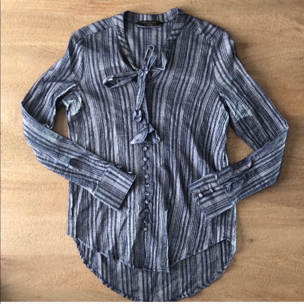 Knot Sisters Button Detail Blouse -Z3